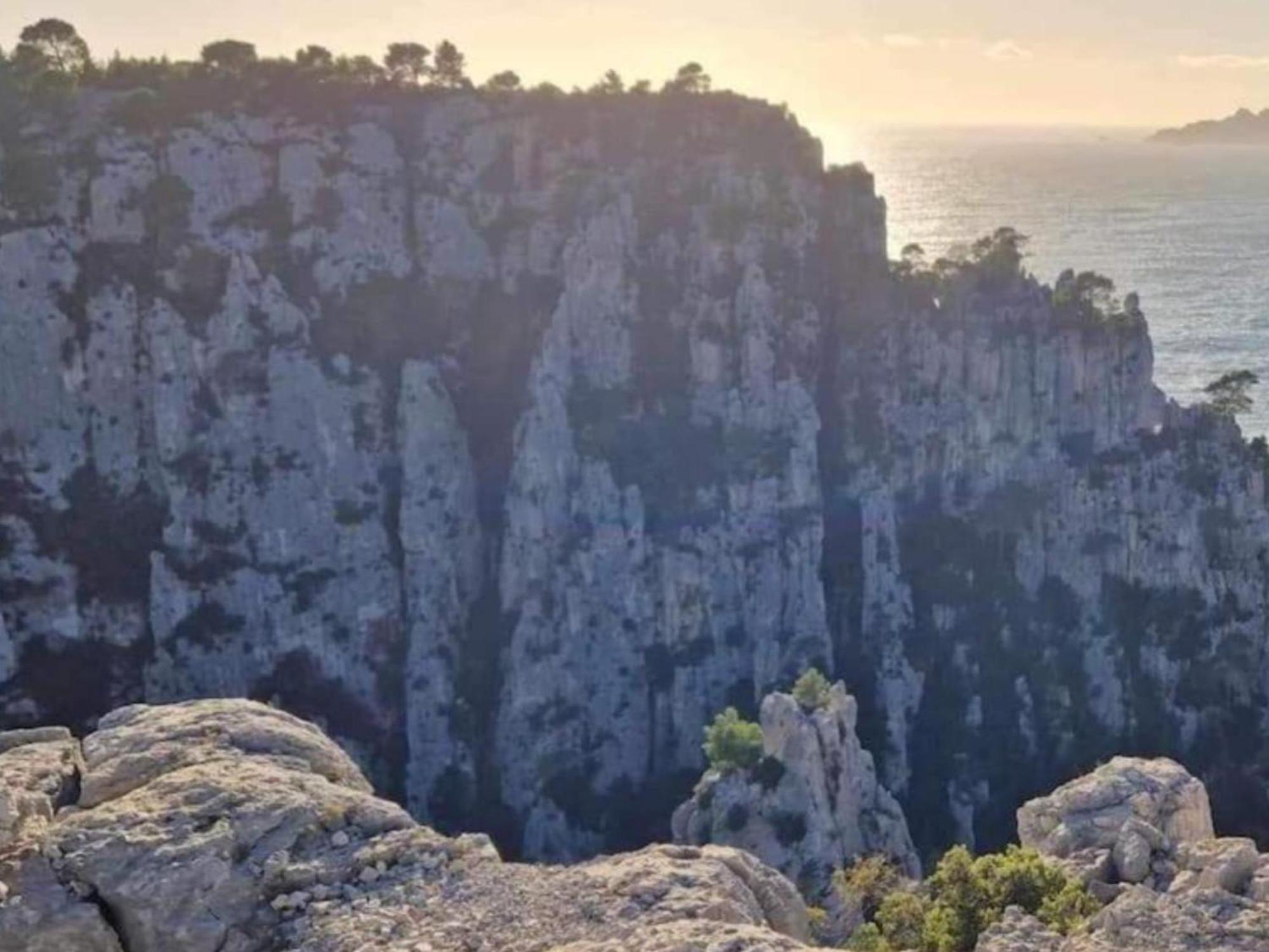 Апартаменти Le Perchoir De Cassis Cocoon Екстер'єр фото